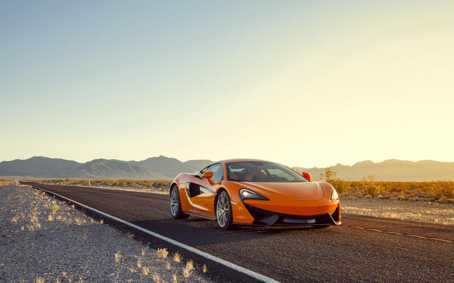  McLaren 570S Coupe 2015 года  (фото 34 из 38)